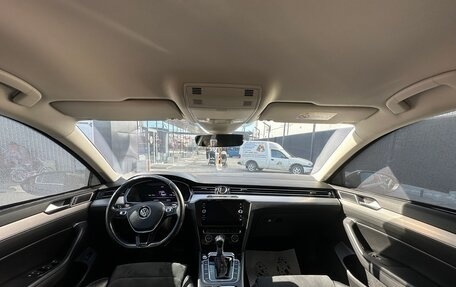 Volkswagen Passat B8 рестайлинг, 2018 год, 2 700 000 рублей, 15 фотография