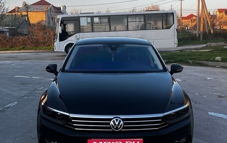 Volkswagen Passat B8 рестайлинг, 2018 год, 2 700 000 рублей, 31 фотография