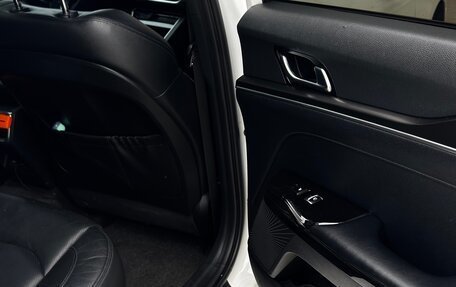 KIA K5, 2020 год, 2 750 000 рублей, 26 фотография