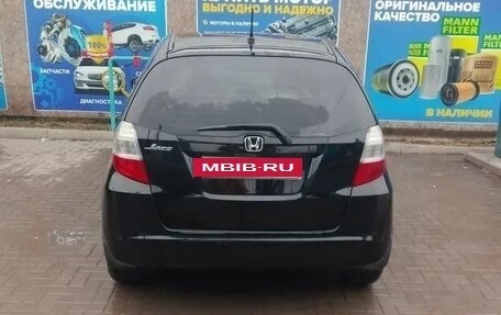 Honda Jazz II рестайлинг, 2009 год, 800 000 рублей, 2 фотография