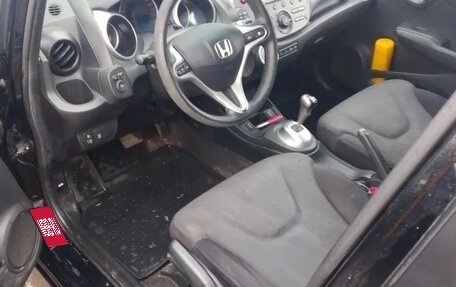 Honda Jazz II рестайлинг, 2009 год, 800 000 рублей, 11 фотография