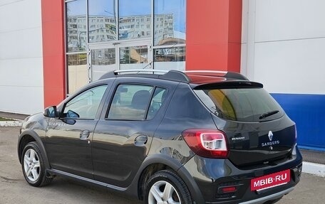 Renault Sandero II рестайлинг, 2017 год, 950 000 рублей, 3 фотография