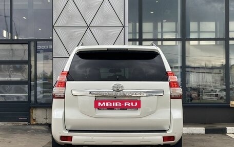 Toyota Land Cruiser Prado 150 рестайлинг 2, 2016 год, 4 299 000 рублей, 6 фотография