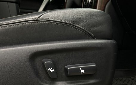 Toyota Land Cruiser Prado 150 рестайлинг 2, 2016 год, 4 299 000 рублей, 27 фотография