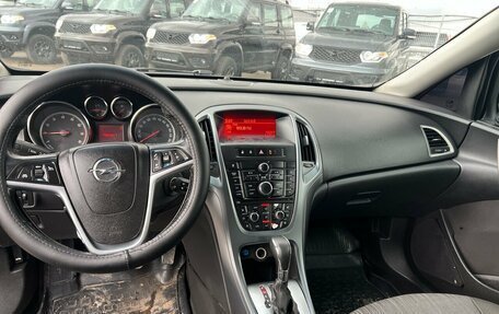 Opel Astra J, 2011 год, 557 000 рублей, 5 фотография