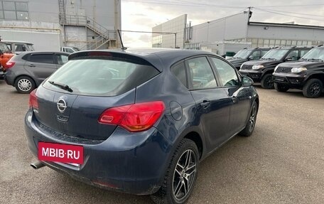 Opel Astra J, 2011 год, 557 000 рублей, 2 фотография