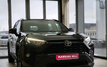 Toyota RAV4, 2020 год, 3 589 000 рублей, 1 фотография