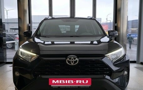 Toyota RAV4, 2020 год, 3 589 000 рублей, 2 фотография