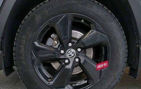 Toyota RAV4, 2020 год, 3 589 000 рублей, 9 фотография