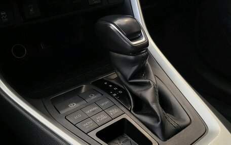 Toyota RAV4, 2020 год, 3 589 000 рублей, 17 фотография