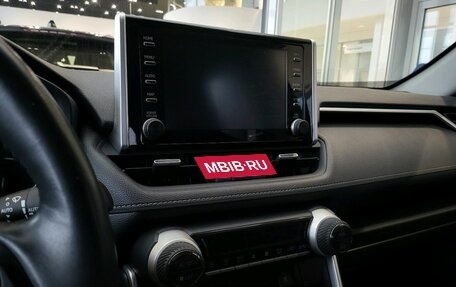 Toyota RAV4, 2020 год, 3 589 000 рублей, 18 фотография