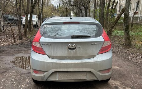 Hyundai Solaris II рестайлинг, 2012 год, 690 000 рублей, 4 фотография