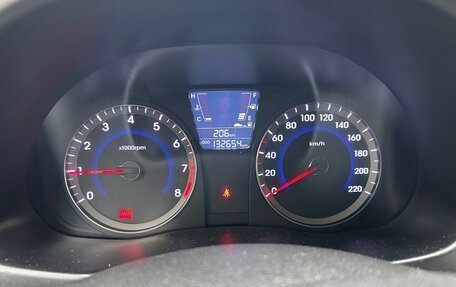 Hyundai Solaris II рестайлинг, 2012 год, 690 000 рублей, 11 фотография