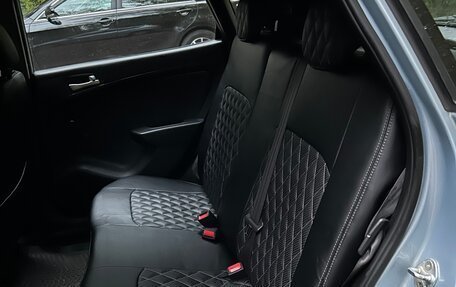 Hyundai Solaris II рестайлинг, 2012 год, 690 000 рублей, 7 фотография