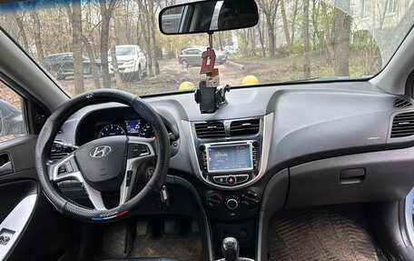 Hyundai Solaris II рестайлинг, 2012 год, 690 000 рублей, 10 фотография