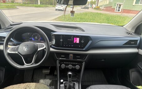 Volkswagen Taos, 2023 год, 2 850 000 рублей, 10 фотография