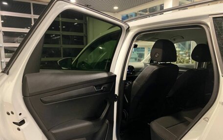 Skoda Karoq I, 2021 год, 2 365 000 рублей, 24 фотография