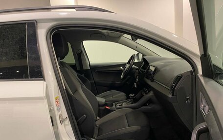 Skoda Karoq I, 2021 год, 2 365 000 рублей, 29 фотография