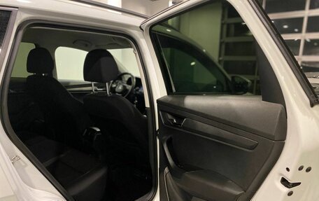 Skoda Karoq I, 2021 год, 2 365 000 рублей, 26 фотография