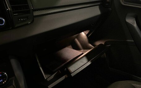 Skoda Karoq I, 2021 год, 2 365 000 рублей, 30 фотография