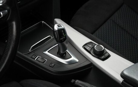 BMW 3 серия, 2017 год, 2 650 000 рублей, 22 фотография