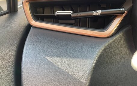 Toyota Corolla, 2021 год, 2 100 000 рублей, 11 фотография