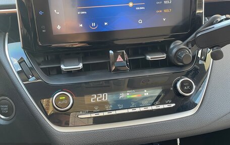 Toyota Corolla, 2021 год, 2 100 000 рублей, 13 фотография