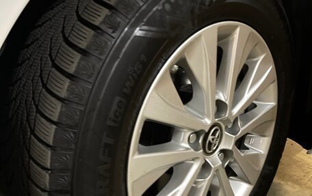 Toyota Corolla, 2021 год, 2 100 000 рублей, 17 фотография