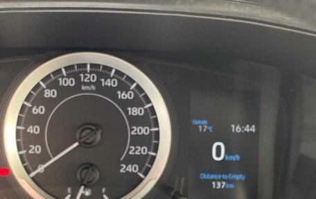 Toyota Corolla, 2021 год, 2 100 000 рублей, 12 фотография