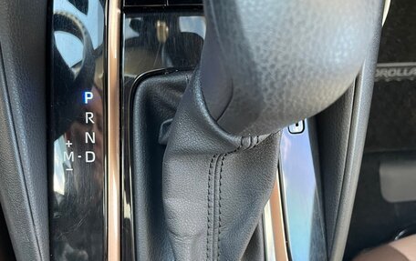 Toyota Corolla, 2021 год, 2 100 000 рублей, 14 фотография