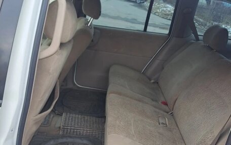 Nissan Liberty, 2002 год, 210 000 рублей, 15 фотография