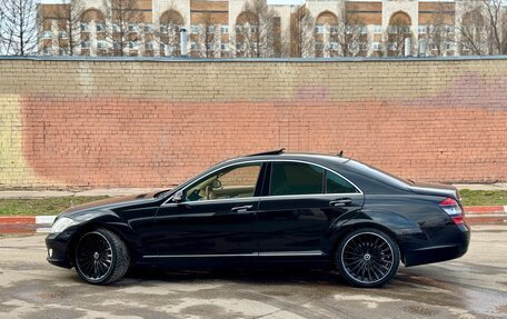 Mercedes-Benz S-Класс, 2008 год, 1 070 000 рублей, 3 фотография