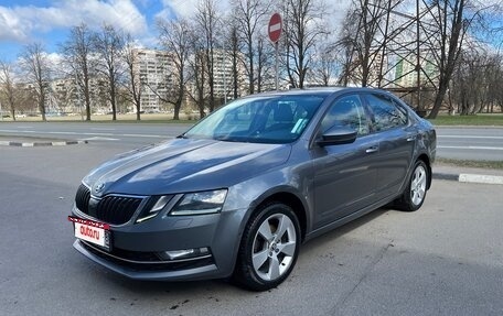 Skoda Octavia, 2019 год, 1 900 000 рублей, 2 фотография