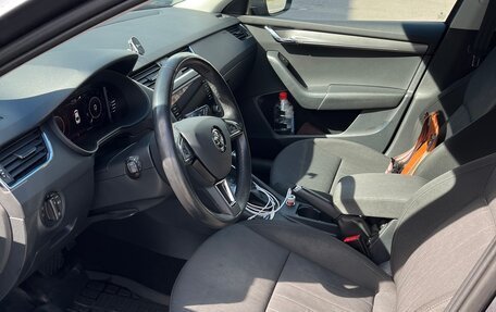 Skoda Octavia, 2019 год, 1 900 000 рублей, 11 фотография