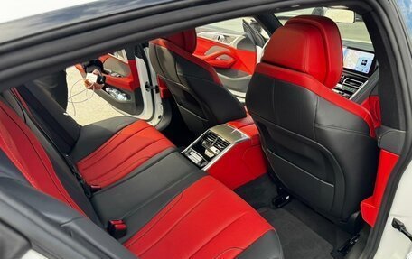 BMW 8 серия, 2024 год, 10 900 000 рублей, 14 фотография