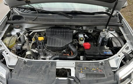 Renault Logan II, 2019 год, 1 200 000 рублей, 16 фотография