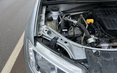 Renault Logan II, 2019 год, 1 200 000 рублей, 13 фотография