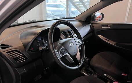 Hyundai Solaris II рестайлинг, 2016 год, 1 050 000 рублей, 23 фотография