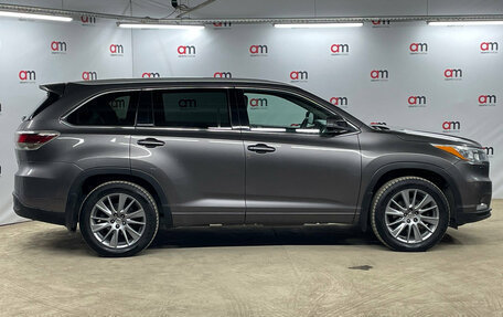 Toyota Highlander III, 2014 год, 2 699 000 рублей, 8 фотография