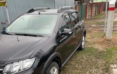 Renault Sandero II рестайлинг, 2015 год, 850 000 рублей, 3 фотография