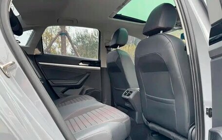 Volkswagen Lavida, 2023 год, 1 630 000 рублей, 15 фотография