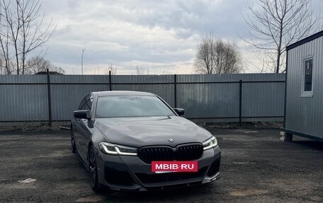 BMW 5 серия, 2021 год, 6 100 000 рублей, 2 фотография