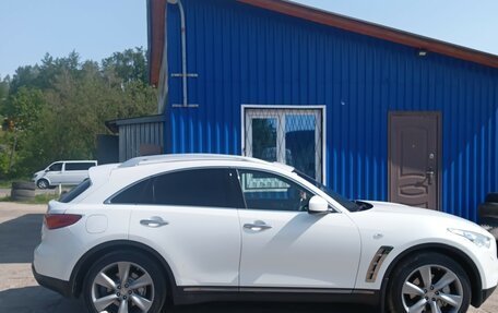 Infiniti FX II, 2013 год, 1 950 000 рублей, 2 фотография