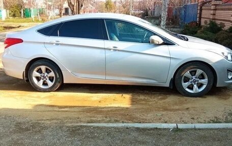 Hyundai i40 I рестайлинг, 2014 год, 1 250 000 рублей, 2 фотография