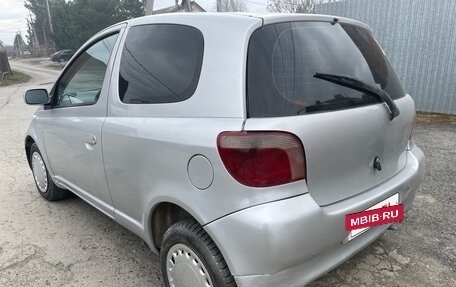 Toyota Yaris I рестайлинг, 2000 год, 250 000 рублей, 5 фотография