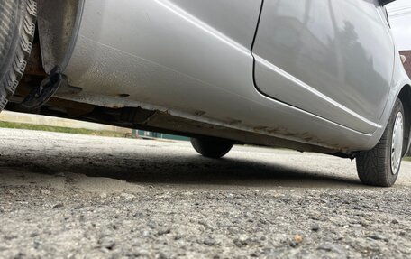 Toyota Yaris I рестайлинг, 2000 год, 250 000 рублей, 14 фотография