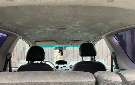 Toyota Yaris I рестайлинг, 2000 год, 250 000 рублей, 19 фотография