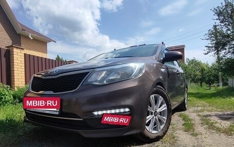 KIA Rio III рестайлинг, 2016 год, 1 100 000 рублей, 2 фотография