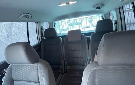 Volkswagen Touran III, 2008 год, 490 000 рублей, 4 фотография