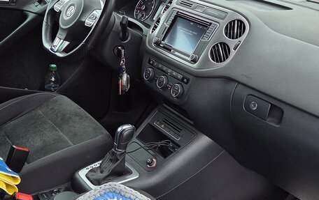 Volkswagen Tiguan I, 2016 год, 1 550 000 рублей, 6 фотография